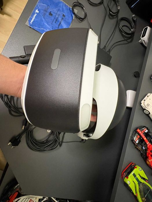 Ps4 Pro с два джойстика и VR очила