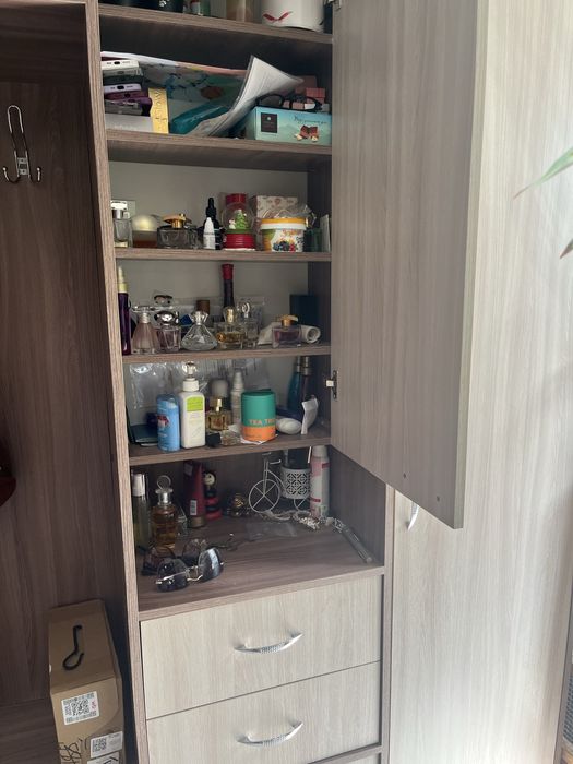 Продам шкаф в прихожую