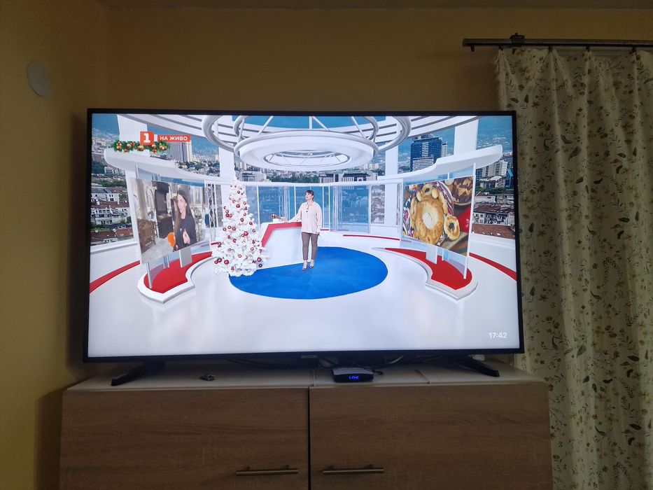 Smart Телевизор SAMSUNG 55 инча