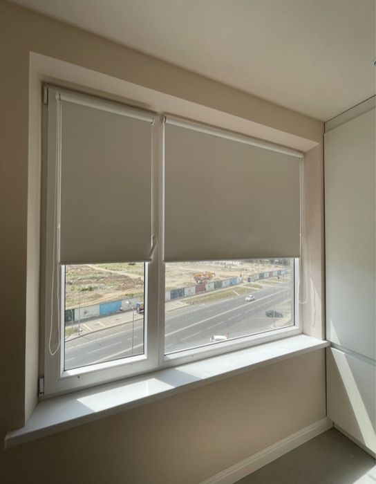 Жалюзи ролл шторы маскитные сетки день и ночь блэкаут