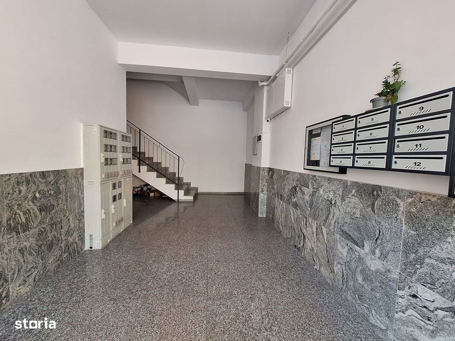 Ap. 3 camere decomandat, 2 bai, debara, 91 mp utili, PARCARE INCLUSA