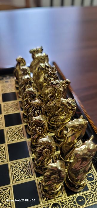 Шахмат "Зверинный стиль"