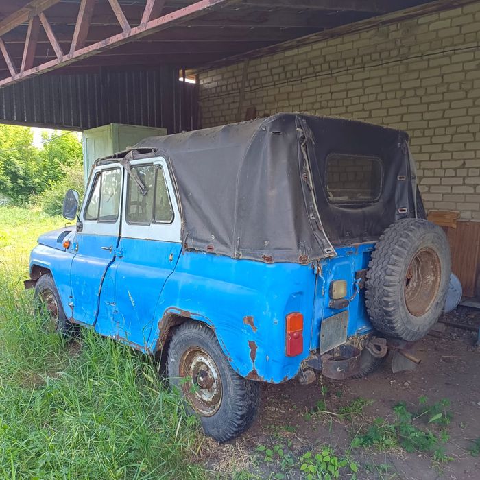 Продам УАЗ в полный разбор