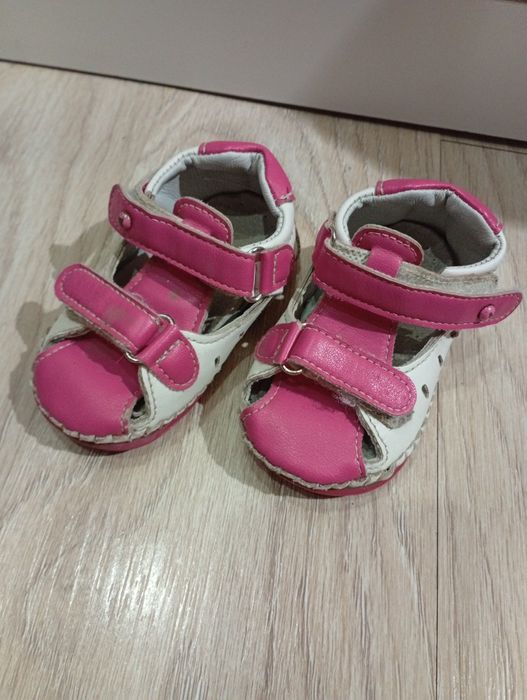 Обувь для девочки!