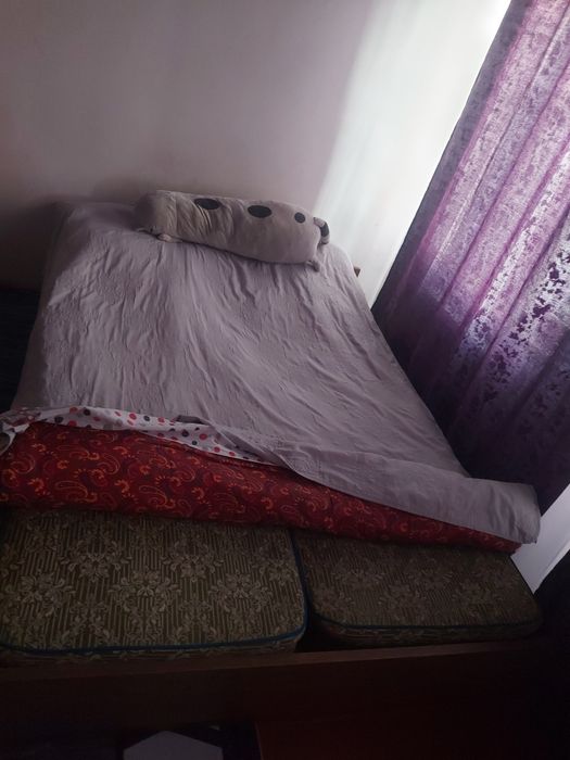 Продам двуспальную кровать