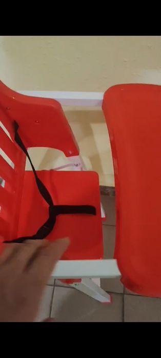 Стол , стул для кормления детей