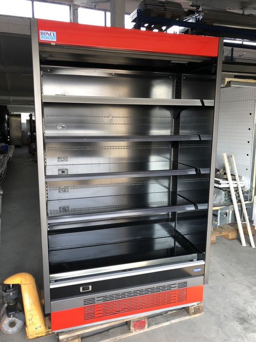 Хладилна витрина крайстенна