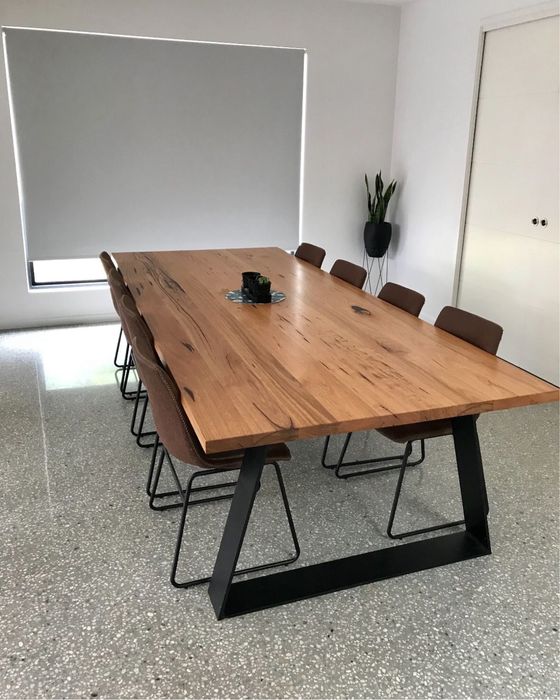 Конференц стол для переговоров Лофт