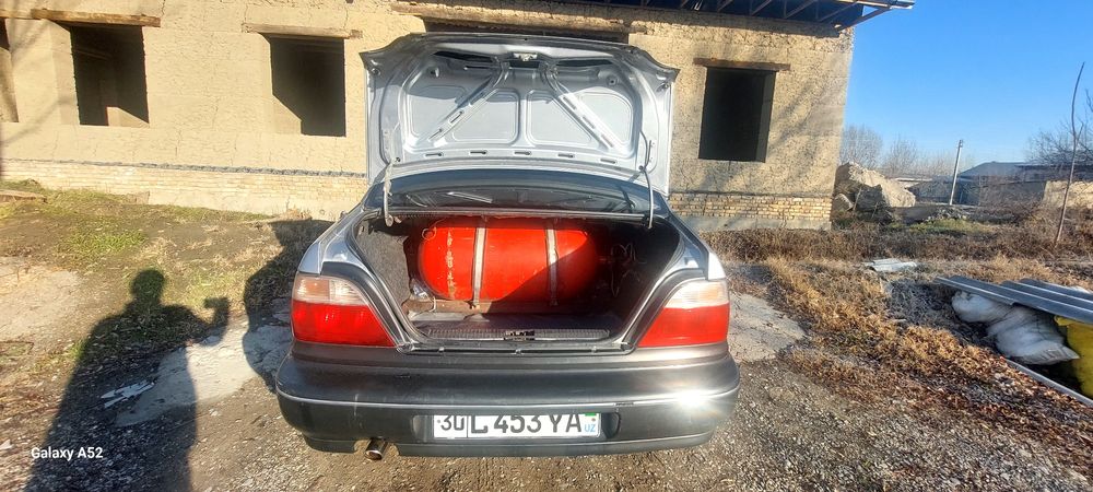 Nexi1 metalika Dons luks bes kondentasir