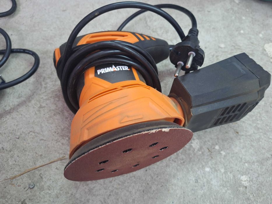 Продавам електрическа машина за шкурене.