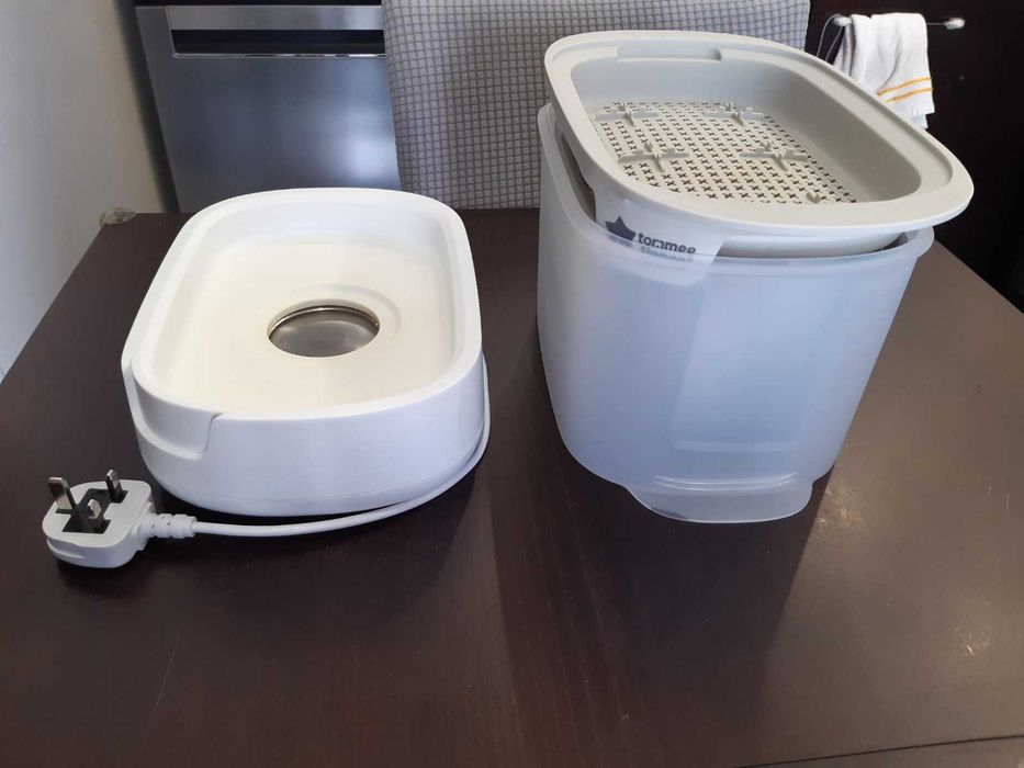 Стерилизатор Tommee Tippee