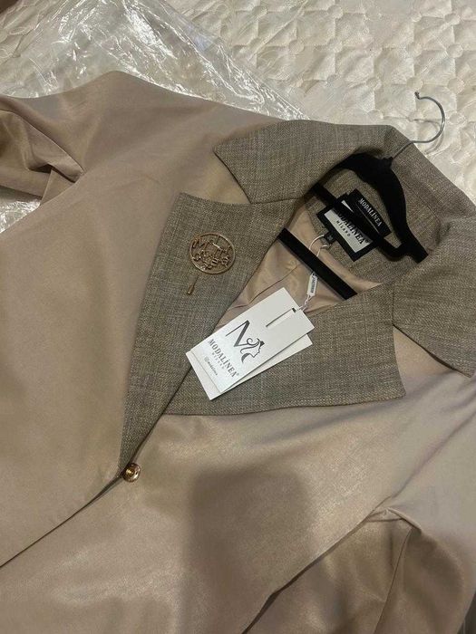 новая женская куртка