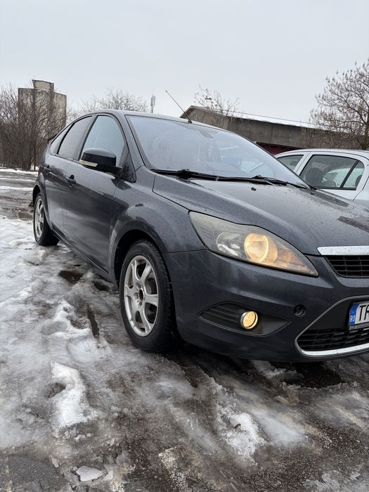 Ford Focus MK2 titanium