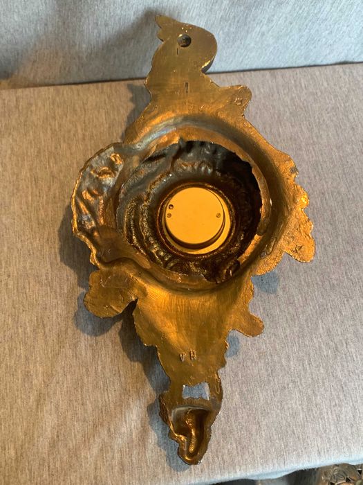 стар масивен бронзов барометър