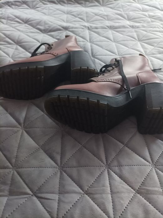 Боти Dr.Martens Jesy