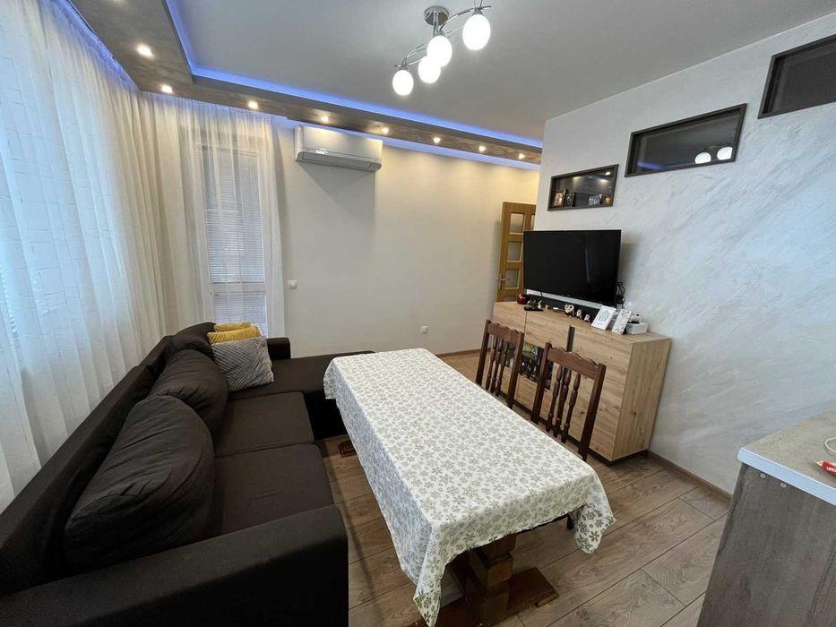 Дава се под наем Тристаен апартамент в София, Сухата река - 80 кв.м за 530 € - Снимка #5