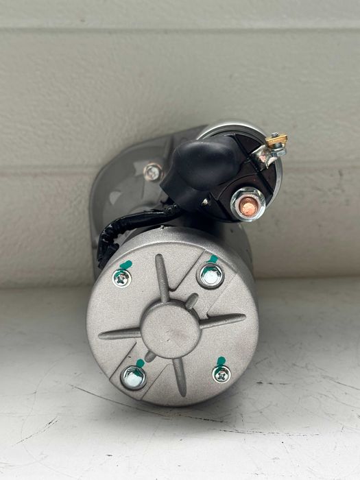 Electromotor NOU JCB , John Deere , Komatsu , Yanmar Kobelco 15 dinti