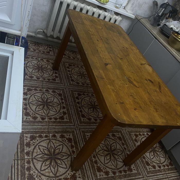 Стол дубовый для кухни
