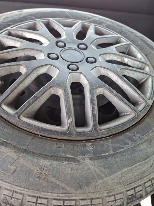 Гуми 15 с джанти