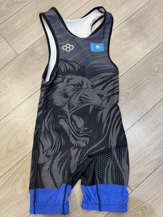 Нательник для борьбы