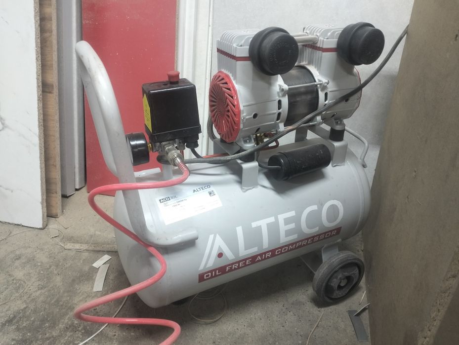 Продам компрессор Alteco