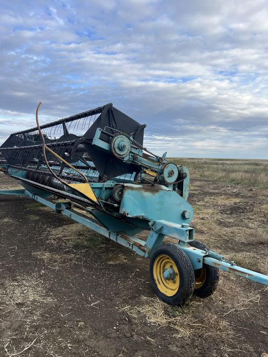 Продам комбайн Есиль-740