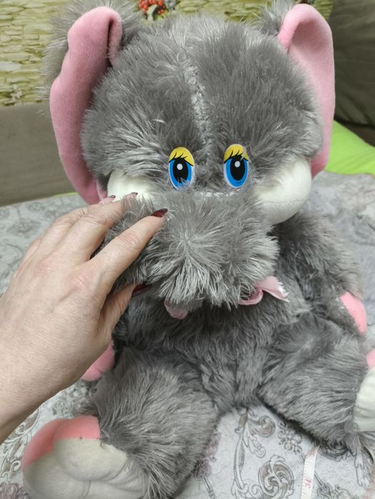 Плюшевый мягкий слоник