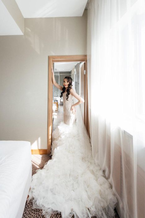 Свадебное платье Naiyl