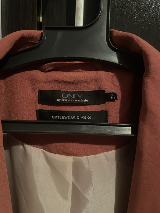 Сако S/M размер в цвят глинено коралово