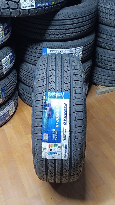 235/60R18 FARROAD
