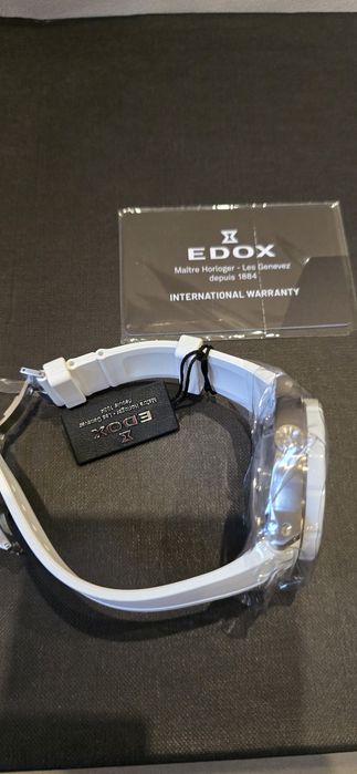 Часовник EDOX CO-1 CHRONOGRAPH 10242