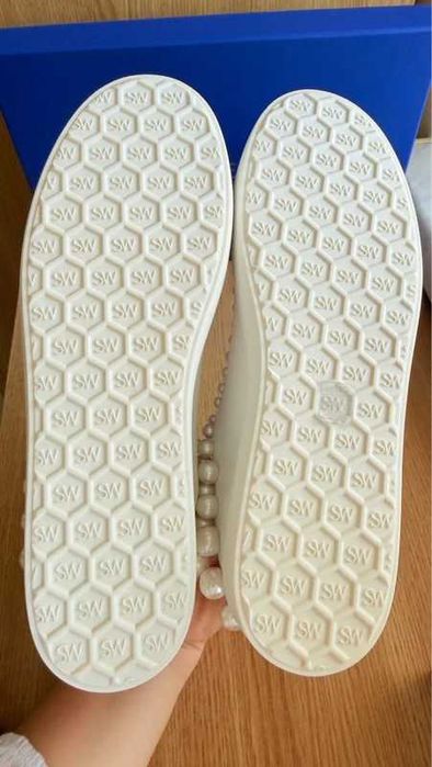 Sneakers Stuart Weitzman cu perle, din piele, marime 37.5