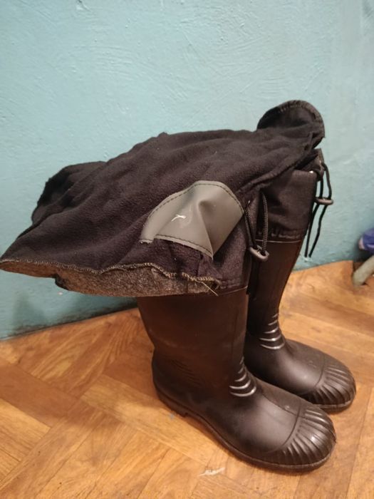 Продам сапоги резиновые утеплённые