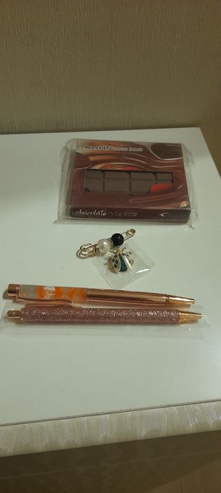 Посуда по тысячу тенге.