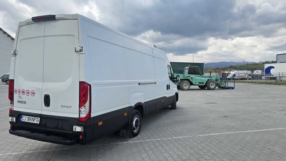 Vand Iveco Daily 35S13 | 3.5t | Furgon | Frigorifica -20°C | AUTOUTILITARĂ N1