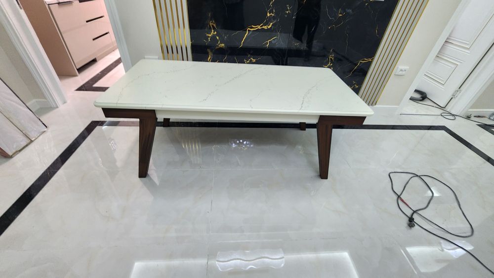 Jurnalniy stol . Журнальный столик