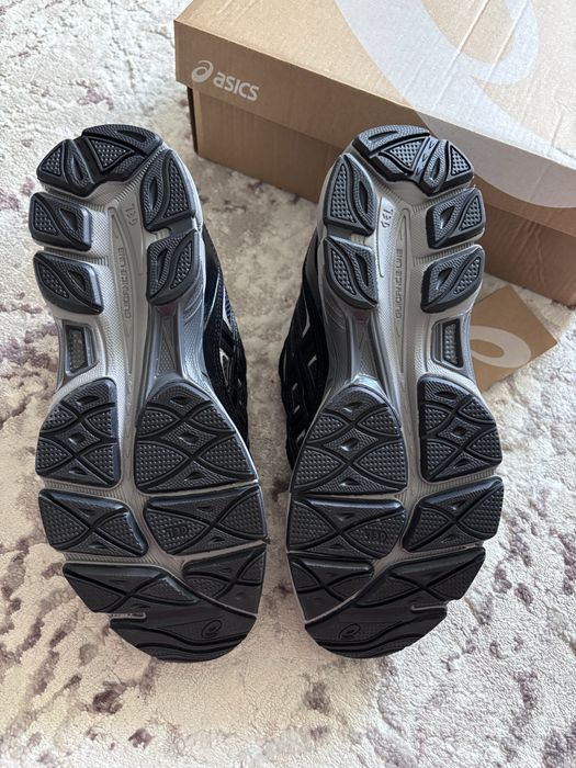Adidași ASICS GEL-NYC "Black / Graphite Grey" - Noi, Mărimea 42, Full Box