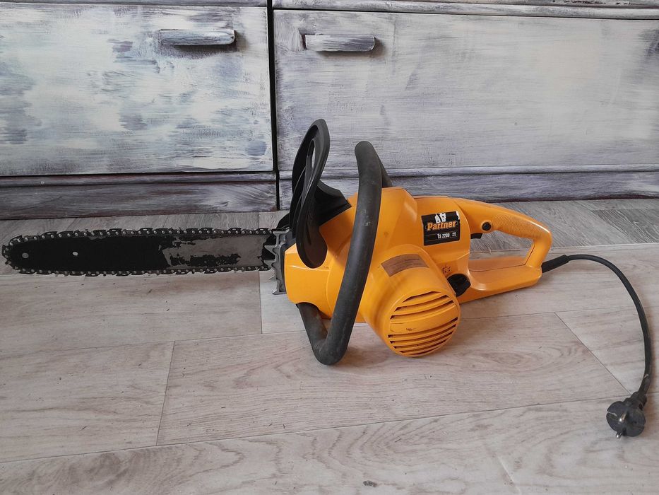 Електрическа резачка за дърва - "Partner" 2200W