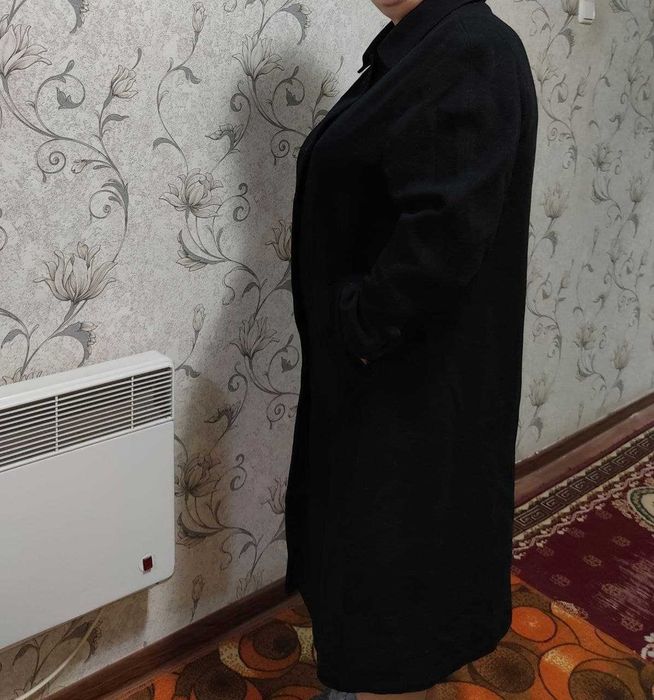 Продаётся женское пальто