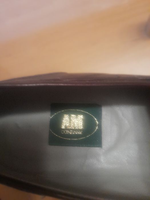 АМ  Company  и TAiMA естествена кожа ном.43