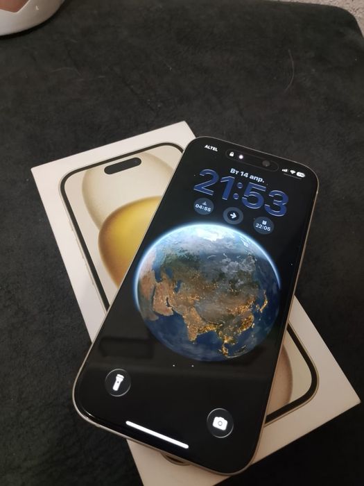 Айфон 15, в идеальном состояние