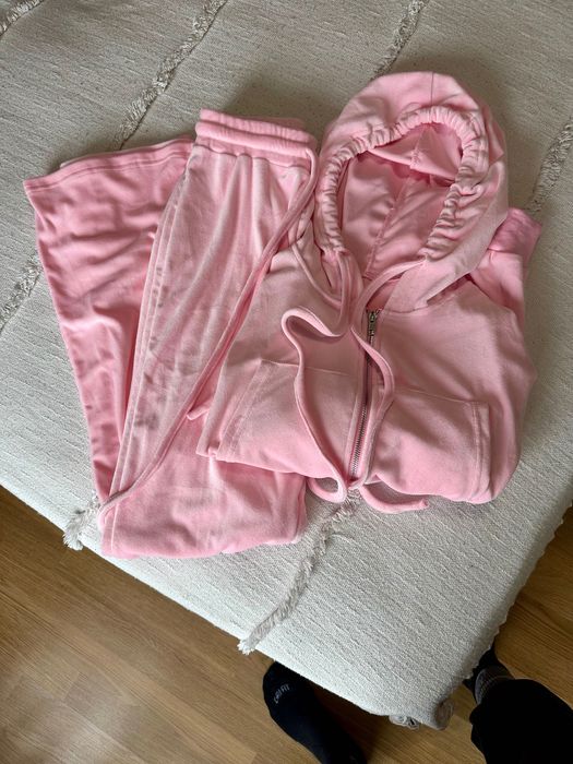 Розов Плюшен комплект