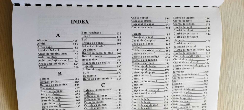 Bucate, vinuri şi obiceiuri româneşti -Radu Anton Roman