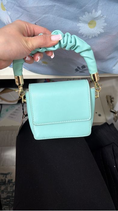 Разгрузка гардероба