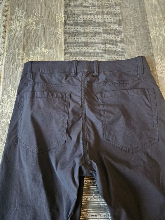 Pantaloni DKNY navy