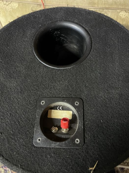 JBL Бас каса туба