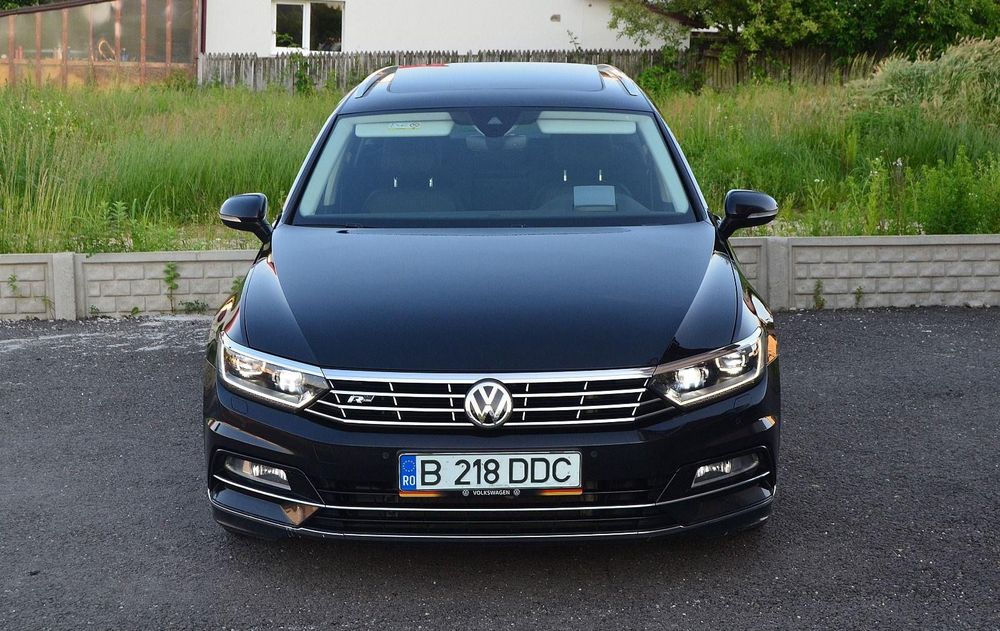Volkswagen Passat b8 2.0 Bi-tdi R-line 4 Motion Foarte dotat