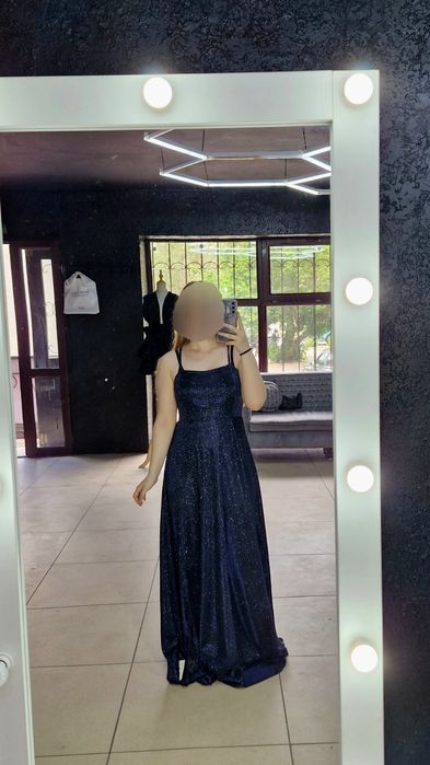 Платье вечернее.