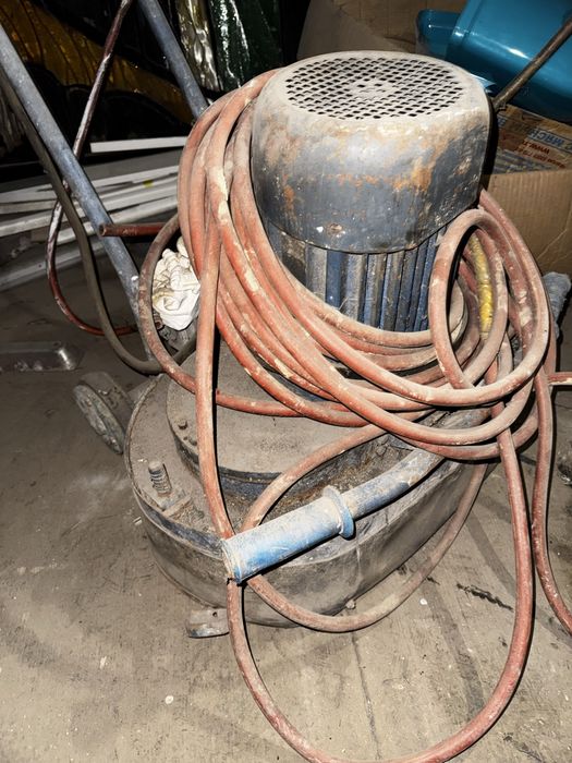 Шлифовальная машина