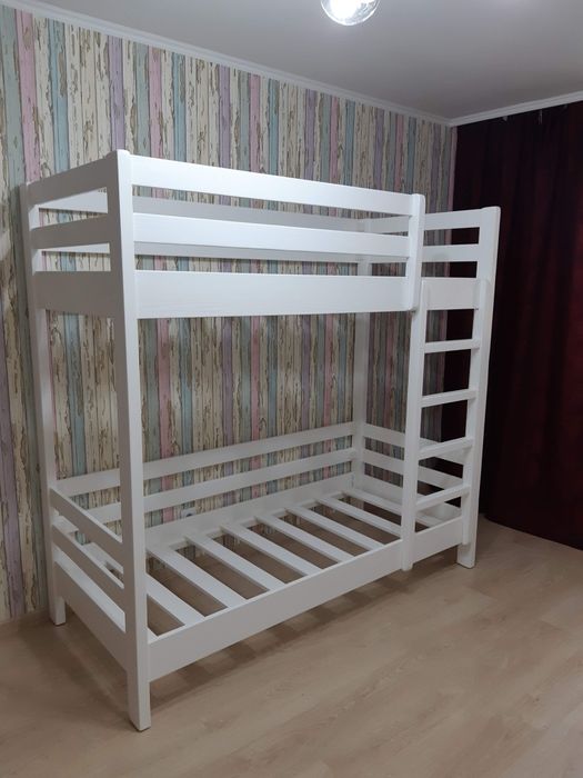 Продам двухъярусную кровать